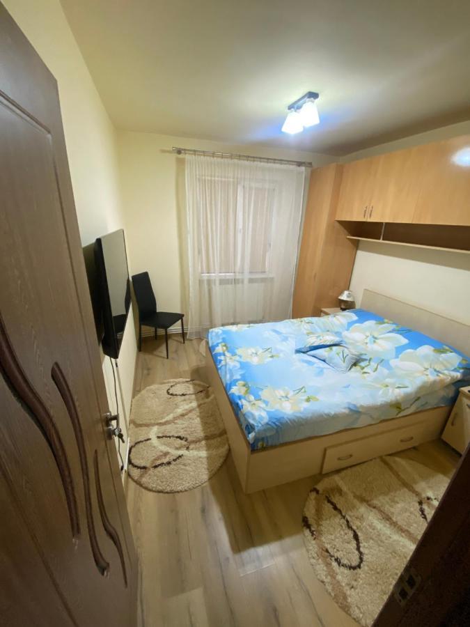 Apartament Regim Hotelier Deva Exterior photo